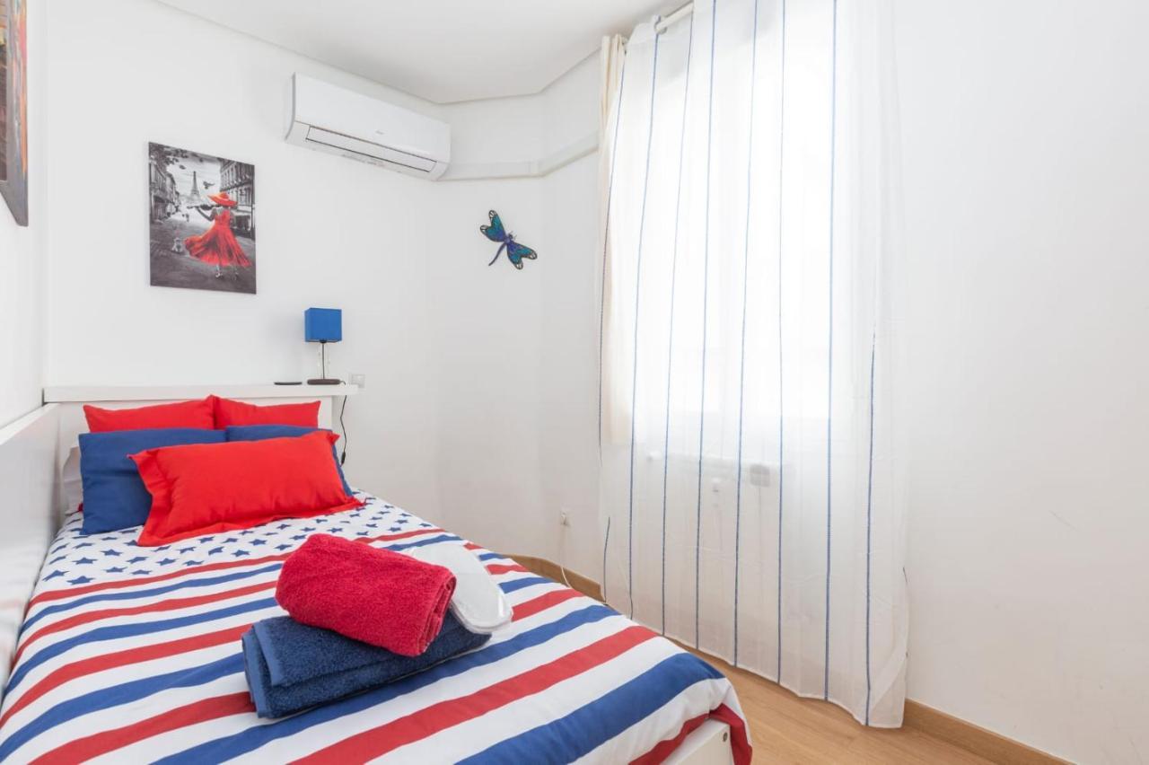 Apartamento Atico Las Letras - Alojamiento De Temporada Мадрид Экстерьер фото